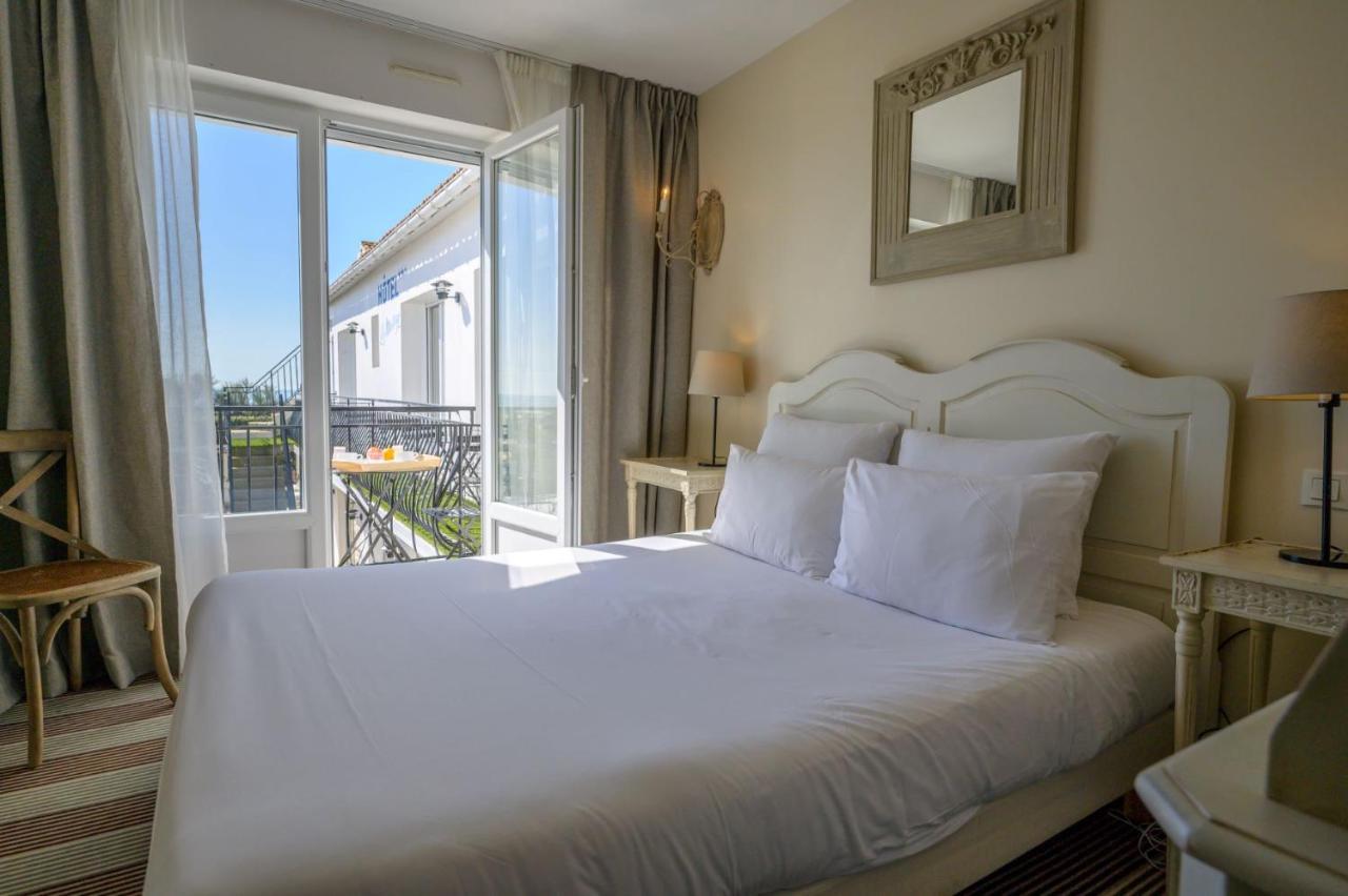 Hotel Le Martray อาร์-ซอง-เร ภายนอก รูปภาพ