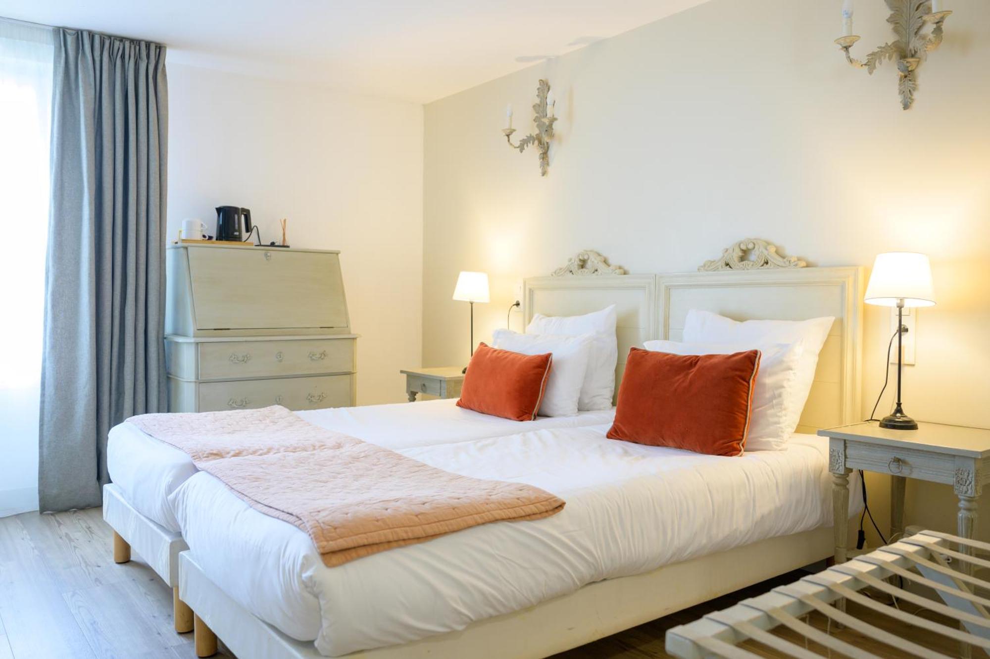 Hotel Le Martray อาร์-ซอง-เร ภายนอก รูปภาพ